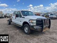 2013  Ford  F-350 Super Duty 4X4  Single Rear Wheel  Cab & Chassis