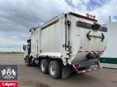 2015  Autocar  Xpeditor  T/A  Refuse Truck