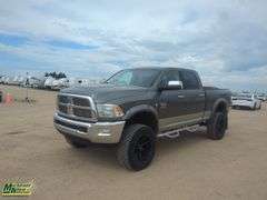 2010  Dodge  Ram 3500  4x4 Laramie 4dr Crew Cab 6.3 ft. SB SRW Pickup