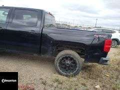 2015  Chevrolet  Silverado 1500  4x4 4dr Crew Cab 5.8 ft. SB