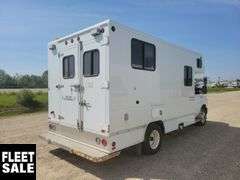 2011  Ford  E450  S/A  Cube Van