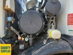 2020  Peterbilt  520  T/A  Refuse Truck