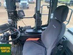 2017  JOHN DEERE  724K  Wheel Loader