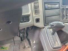 Non-Operable  2007  International   Durastar  S/A  Reefer Van Body Truck