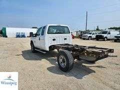 2014  Ford  F-350 Super Duty  S/A  Cab & Chassis
