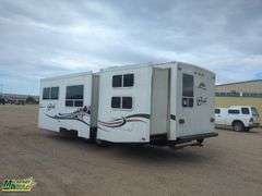 2006  Vanguard  Frontier F1281SL T/A BP