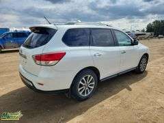 2016  Nissan  Pathfinder