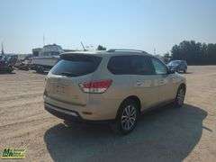 2013  Nissan  Pathfinder  4WD SV 4dr SUV