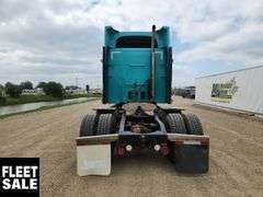 Non-Operable  2019  Peterbilt  579  T/A  Sleeper Tractor