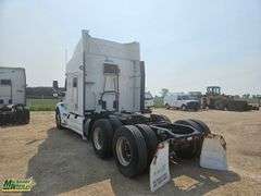 Non-Operable  2019  Peterbilt  579  T/A  Sleeper Tractor