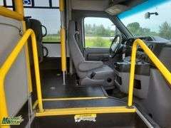 2016  Ford  E-Series  S/A  7  Passenger  Bus