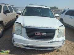 Non-Operable  2007  GMC  Yukon XL  4WD SLT 4dr SUV w/4SA