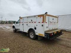 2004  Ford  F-550 Super Duty  S/A  Service Truck