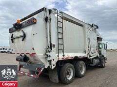 2015  Autocar  Xpeditor  T/A  Refuse Truck