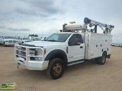 2018  Ford  F-550 Super Duty  XLT 4X4  S/A  Service Truck