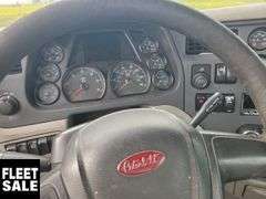 Non-Operable  2018  Peterbilt  .  T/A  Day Cab Tractor