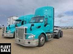 Non-Operable  2018  Peterbilt  579  T/A  Day Cab Tractor