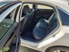 2013  Volkswagen  Passat  TDI SE 4dr Sedan 6A w/ Sunroof and Navigation
