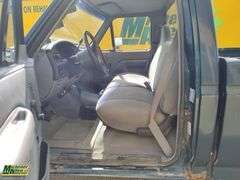 1995  Ford  F-250  2dr XL 4WD 7.3L DSL Standard Cab LB HD