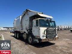 2016  Autocar  Xpeditor  T/A  Refuse Truck