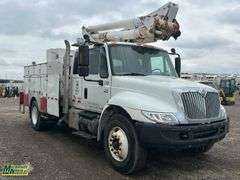 2006  International  DuraStar 4300  S/A  Bucket Truck