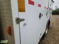 2004  Ford  F-550 Super Duty  S/A  Service Truck