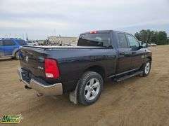 2017  Ram  1500  4x4 4dr Quad Cab 6.3 ft. SB Pickup