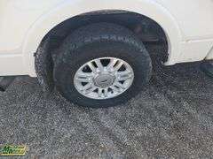 2011  Ford  F-150  4x4 Lariat 4dr SuperCrew Styleside 5.5 ft. SB