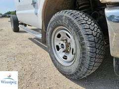 2014  Ford  F-350 Super Duty  S/A  Cab & Chassis