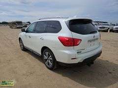 2019  Nissan  Pathfinder  4x4 SV 4dr SUV
