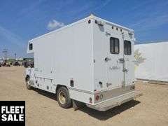 2011  Ford  E450  S/A  Cube Van