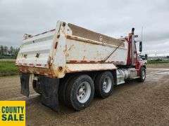 2012  Freightliner  Coronado 122 SD  T/A  Dump Truck