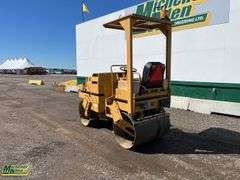 Caterpillar   CB-214B  Vibratory Smooth Drum Compactor