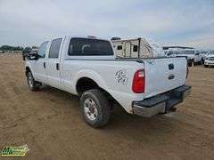 2012  Ford  F-350 Super Duty  4x4 XLT 4dr Crew Cab 6.8 ft. SB SRW Pickup
