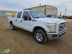 2012  Ford  F-350 Super Duty  4x4 XLT 4dr Crew Cab 6.8 ft. SB SRW Pickup