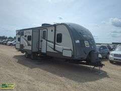2014 CrossRoads RV Maple Country T/A BP - Michener Allen Auctioneering Ltd