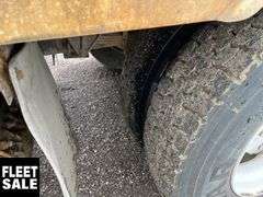 2013  International  WorkStar 7500  4X2 4dr Crew Cab  S/A  Service Truck