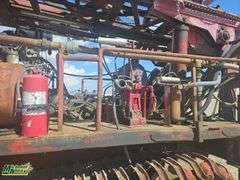 1981  Terra Flex  TF 360  Digger Derrick Tracked Carrier