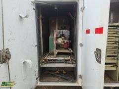 2004  Ford  F-550 Super Duty  S/A  Service Truck