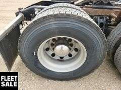 Non-Operable  2019  Peterbilt  579  T/A  Sleeper Tractor