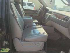 2007  GMC  Yukon  SLT 4dr SUV 4WD w/4SA