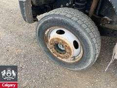 2015  Ford  F-550 Super Duty 4X4  S/A  Deck Truck