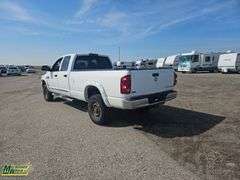 2009  Dodge  Ram 3500  4x4 SLE 4dr Quad Cab 8 ft. LB SRW Diesel