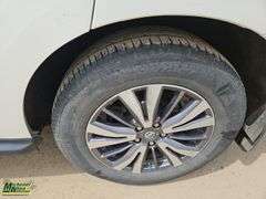 2019  Nissan  Pathfinder  4x4 SV 4dr SUV