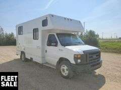 2011  Ford  E450  S/A  Cube Van