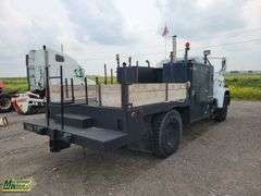 Non-Operable  1987  GMC  TopKick C70  S/A  Service Truck