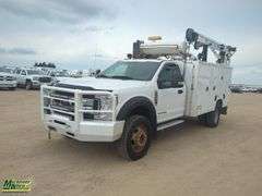 2018  Ford  F-550 Super Duty  XLT 4X4  S/A  Service Truck
