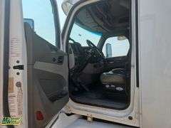 Non-Operable  2019  Peterbilt  579  T/A  Sleeper Tractor