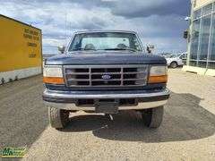 1995  Ford  F-250  2dr XL 4WD 7.3L DSL Standard Cab LB HD