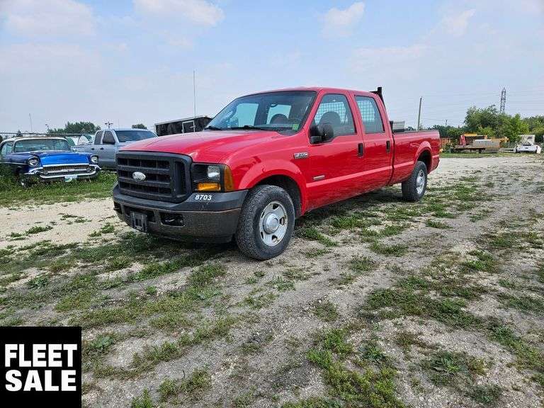 2006  Ford  F-250 Super Duty  XL 4dr Crew Cab LB Diesel